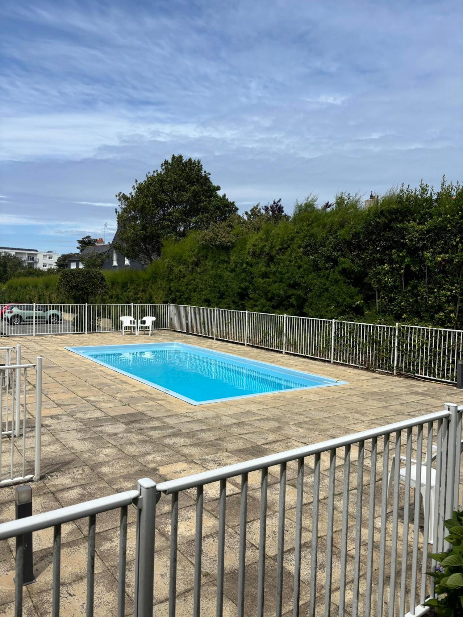 Appartement Studio 4 Personnes Dans Residence Avec Piscine Quiberon Buitenkant foto